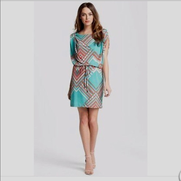JESSICA SIMPSON BLUE GEOMETRIC DRESS - Picture 16 of 16